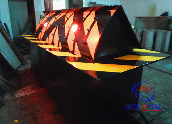 Traffic LED Light IP68 Hydraulic Automatic Road Barriers For Hotel / Airport Entrance
