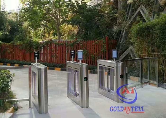 outdoor Pengenalan Wajah Thermometer Infrared Swing Arm Barriers