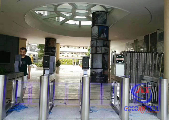 Pintu putar deteksi wajah nirkontak / Indikator termometer Kamera Wifi Perangkat Kontrol Akses Kehadiran Waktu