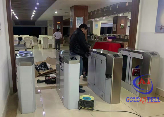 Auto Reset Flap Barrier Gate IP54 35 Orang/Min Untuk Perusahaan Gym Club